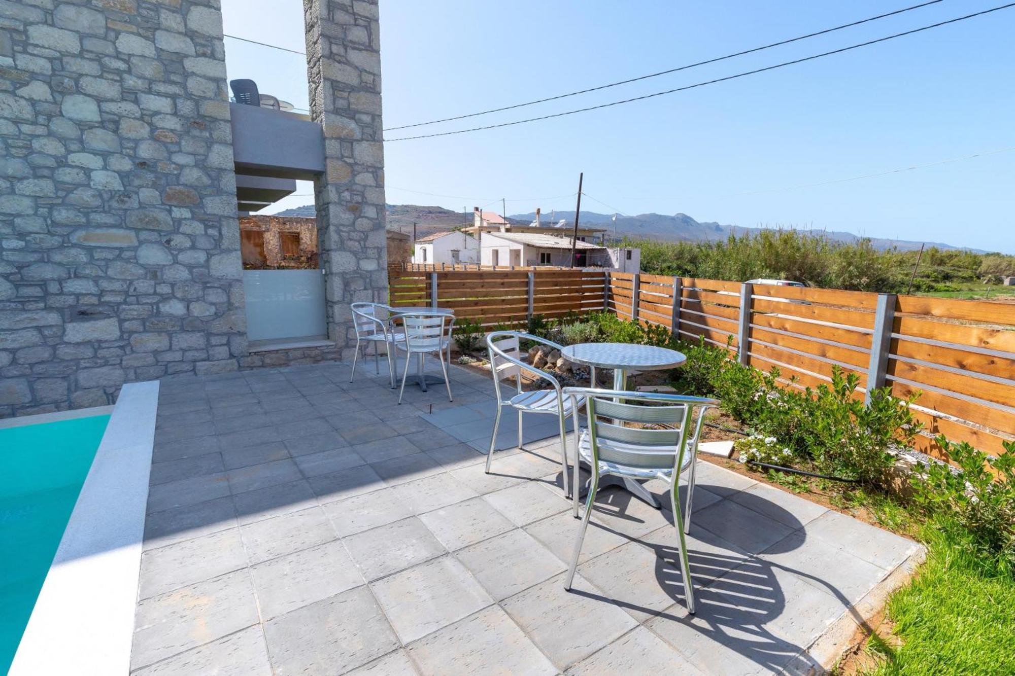 Achatis Apartments With Sea View Kolymbari Exterior photo